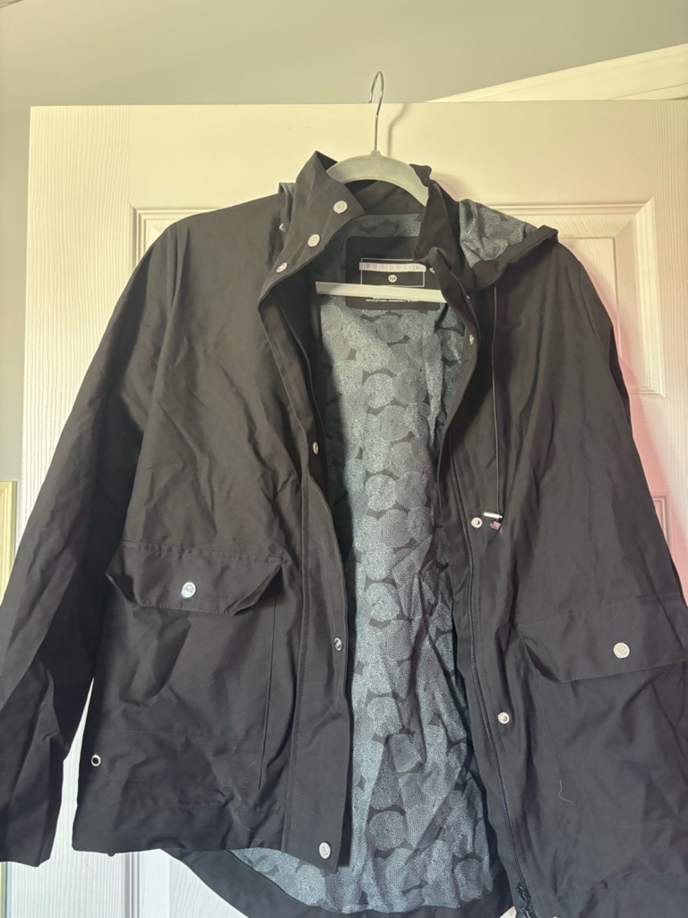 Men's Black Hooded Jacket - Brand Not Identified